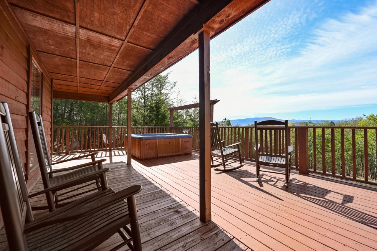 Private Mountain Cabin, Hot Tub Escape In The Smokies, With The View Sevierville Kültér fotó