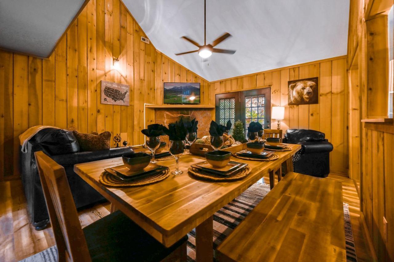 Private Mountain Cabin, Hot Tub Escape In The Smokies, With The View Sevierville Kültér fotó