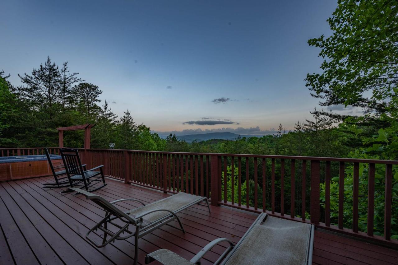 Private Mountain Cabin, Hot Tub Escape In The Smokies, With The View Sevierville Kültér fotó